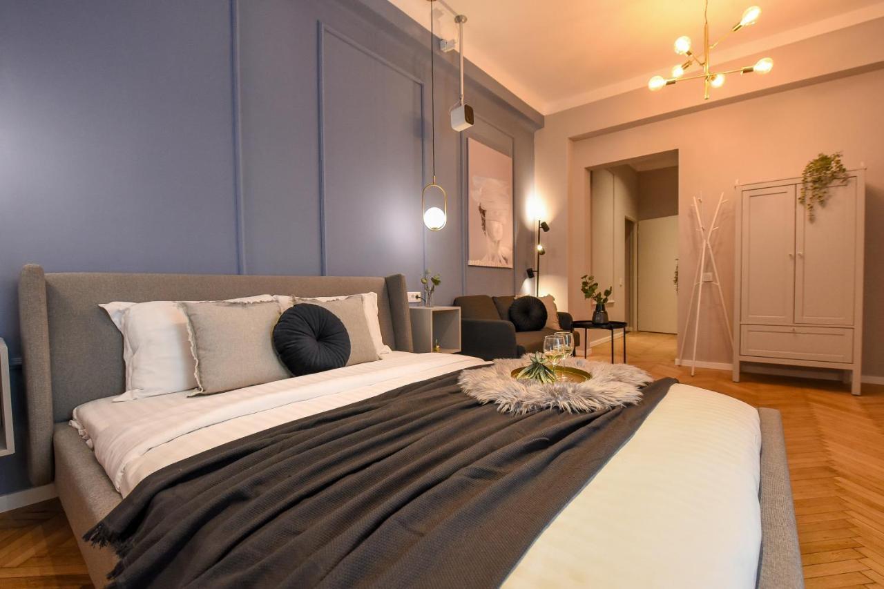 בוקרשט Modern Stay - Central Studios With Wall Projector Near Radisson מראה חיצוני תמונה