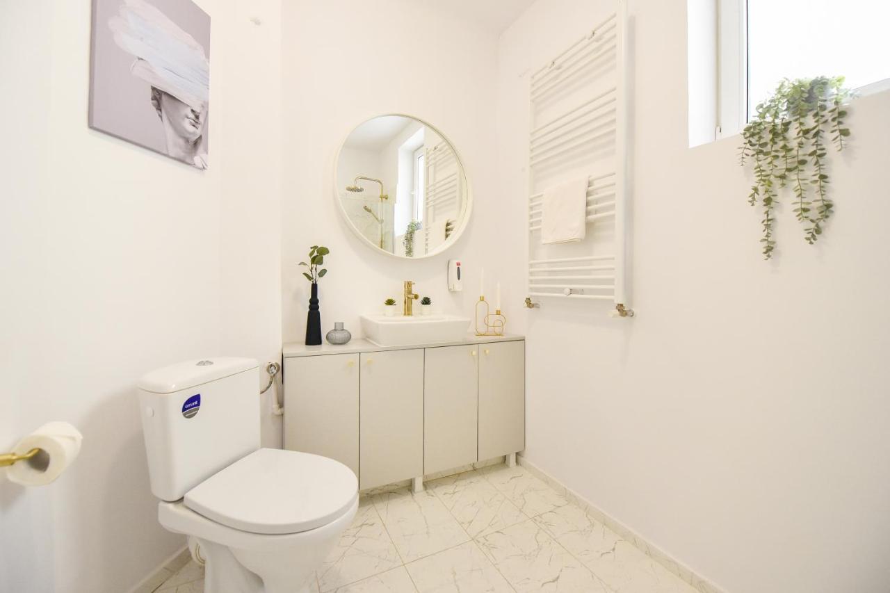 בוקרשט Modern Stay - Central Studios With Wall Projector Near Radisson מראה חיצוני תמונה